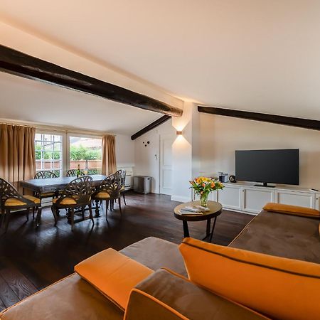 Allegroitalia Penthouse Montenapoleone Milan Bagian luar foto