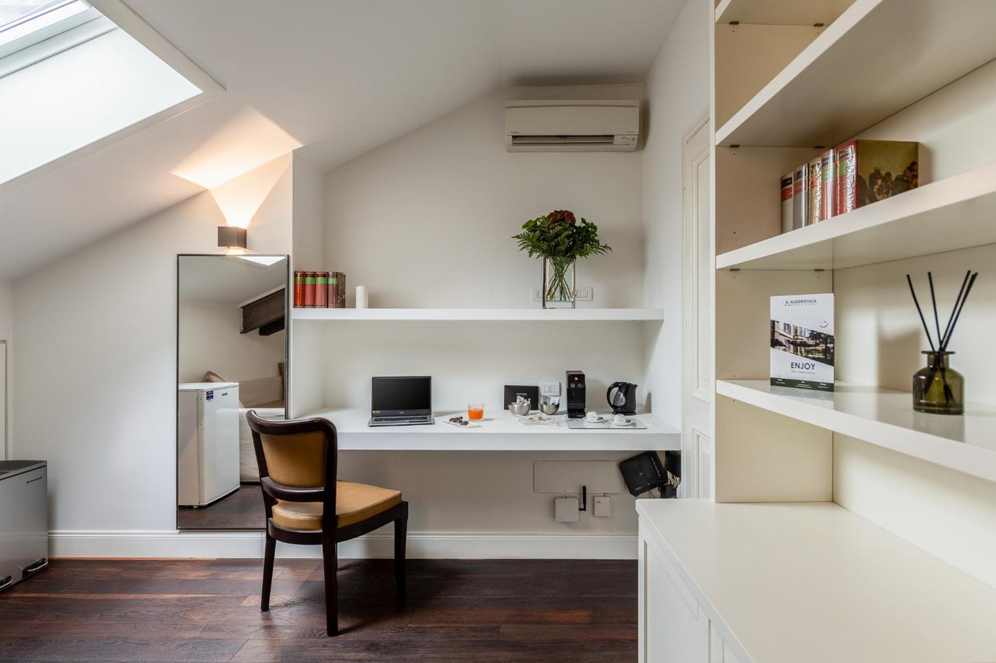Allegroitalia Penthouse Montenapoleone Milan Bagian luar foto