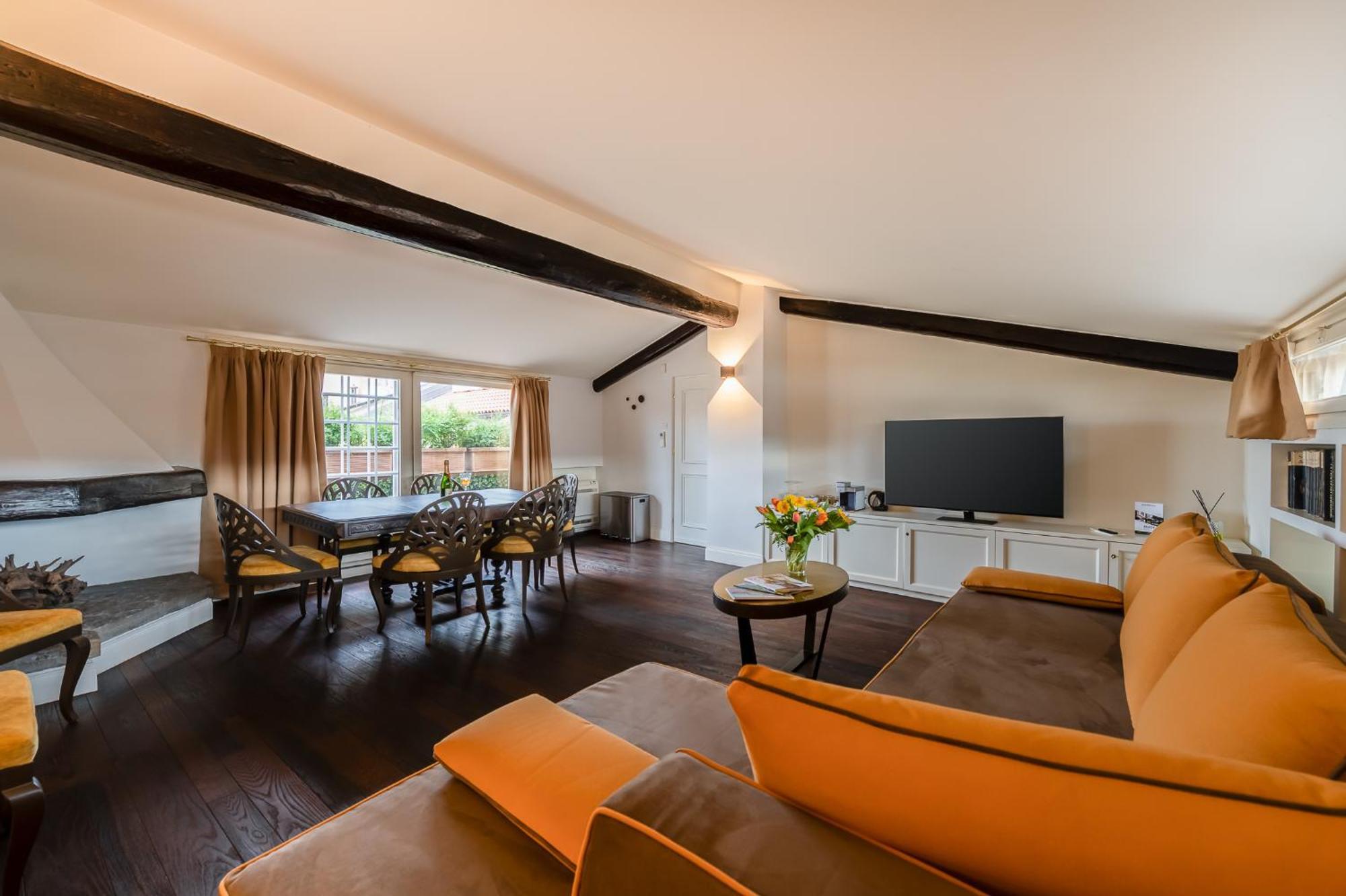 Allegroitalia Penthouse Montenapoleone Milan Bagian luar foto