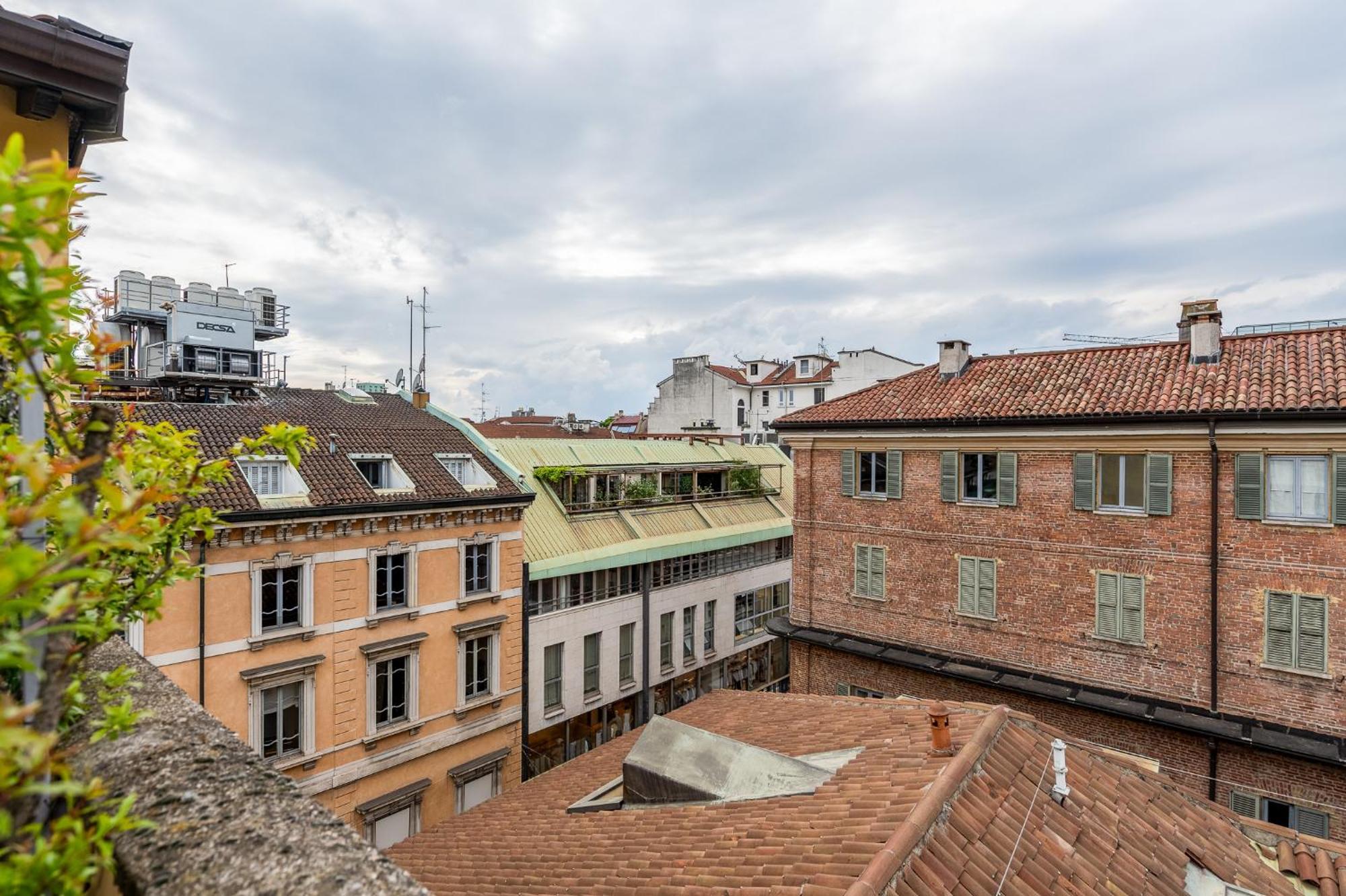 Allegroitalia Penthouse Montenapoleone Milan Bagian luar foto