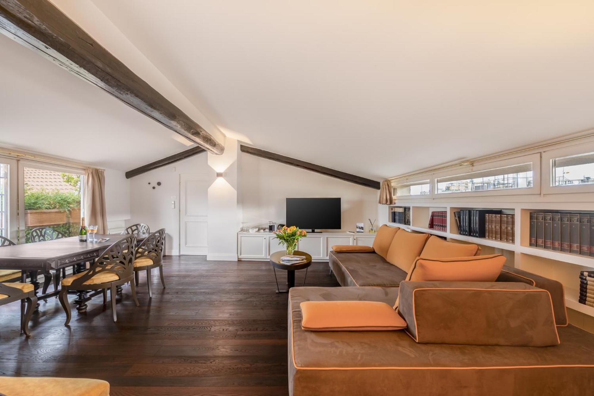 Allegroitalia Penthouse Montenapoleone Milan Bagian luar foto